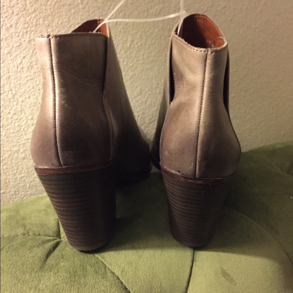 New Lucky Brand Eesa Leather Ankle Boots - Picture 3 of 6